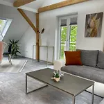Wen Koenigsberger,ruhige Dg-wohnung In Weiden,2 Schlafzimmer,parkplatz, Zentral! * Weiden in der Oberpfalz
