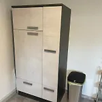 Wen Koenigsberger,ruhige Dg-wohnung In Weiden,2 Schlafzimmer,parkplatz, Zentral! Appartement