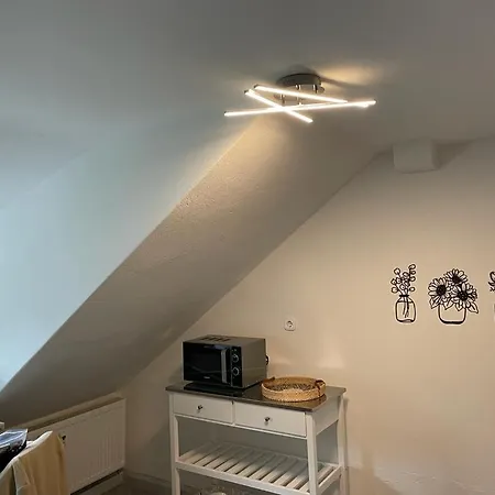 Appartement Wen Koenigsberger,ruhige Dg-wohnung In Weiden,2 Schlafzimmer,parkplatz, Zentral! *