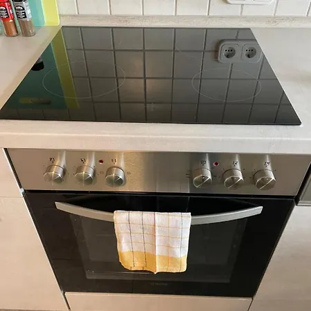 Wen Koenigsberger,ruhige Dg-wohnung In Weiden,2 Schlafzimmer,parkplatz, Zentral! 公寓 魏登