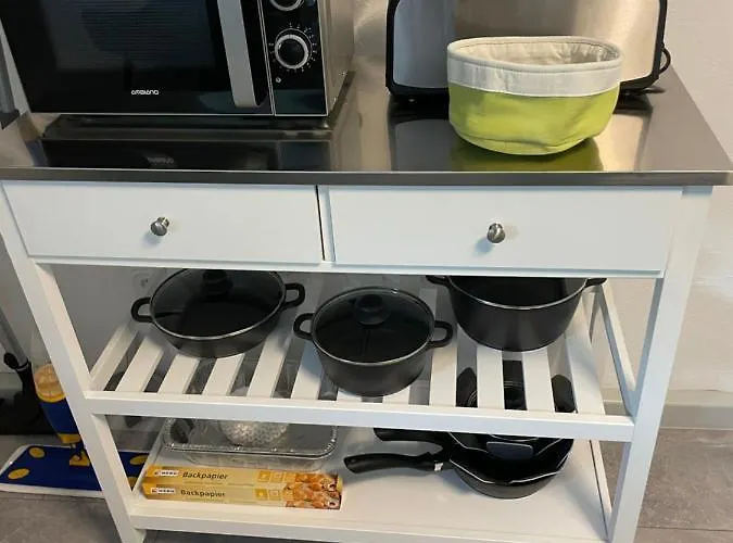 Wen Koenigsberger,ruhige Dg-wohnung In Weiden,2 Schlafzimmer,parkplatz, Zentral! *